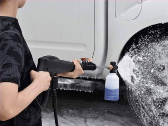 Power Washing Your Car Safely: A Guide to Avoiding Damage