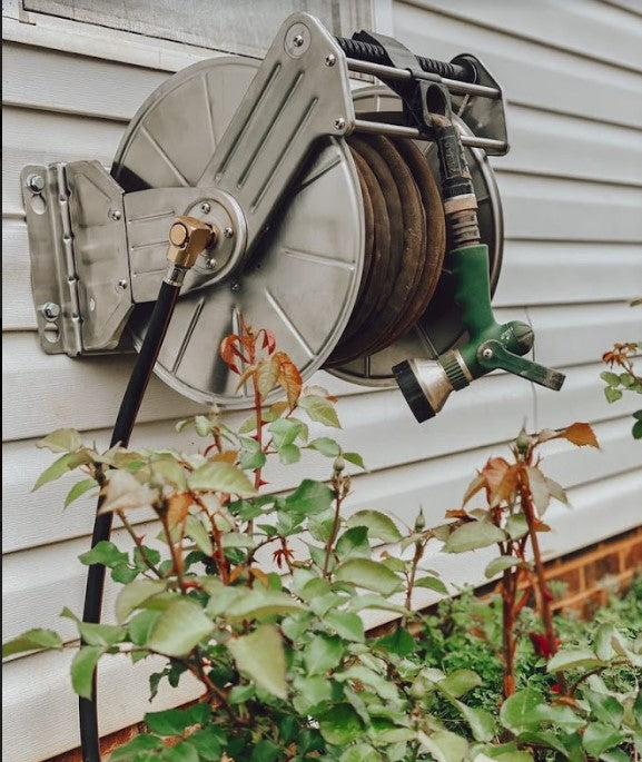 Giraffe Tools Wall Mounted Hose Reel