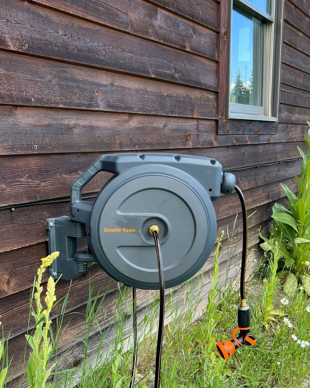 Giraffe Tools Retractable Garden Hose Reels