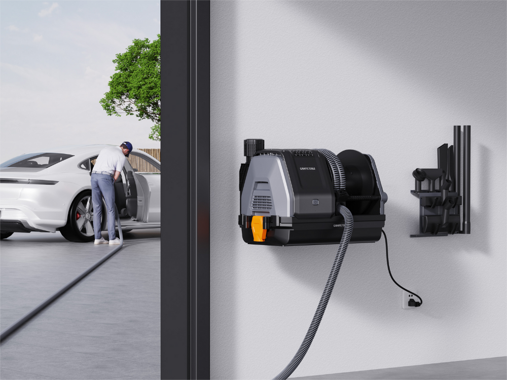 Giraffe Tools Grandstorm Retractable Vacuum Cleaner With 30 Ft Hose | KSA