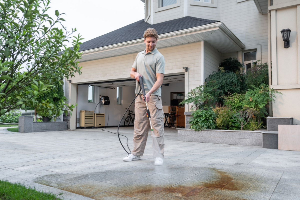 How to Use a Pressure Washer Safely